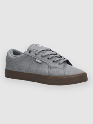 C1rca deals skateboarding shoes